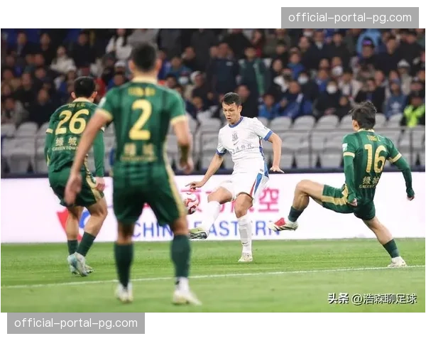 【2026年4月中超联赛·赛中·消息浙江队主场启用新一代LED环绕屏,首次实现实时战术动画演示